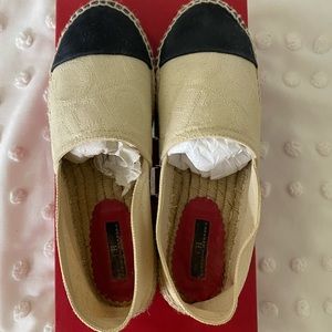 Preowned Carolina Herrera Espadrilles
